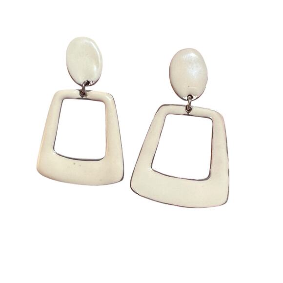 Vintage Geometric White Enamel Dangle Clip-On Earrings – Retro Mod Style - Picture 1 of 8